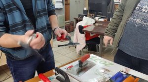 Как выбрать хороший инструмент для нанесения декоративной штукатурки и базового армирующего слоя