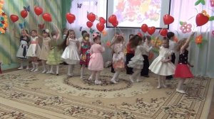 Вход на 8 марта  старшая группа  Автор Аникеева Т.А.