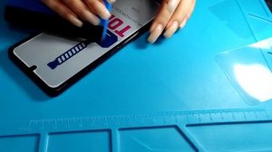 Замена заводской плёнки на Samsung Galaxy Z Flip 3