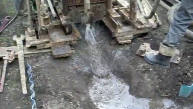 Бурение скважины китайцами на воду с.Варфоломеевка