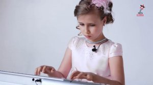 INSTAGLORIA. Изумительное исполнение произведения Манфреда Шмитца - Микки Маус