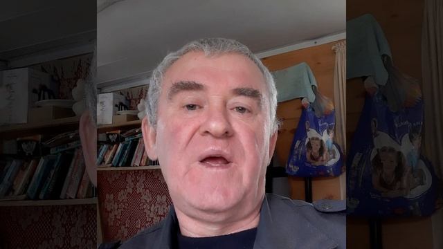Женщинам карьера...