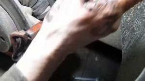 Замена задних тормозных колодок Volkswagen Transporter Т4 1.9