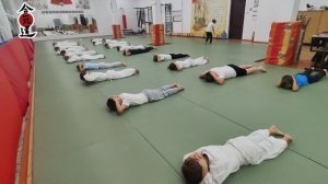 Занятия по Айкидо для детей 7-9 лет.