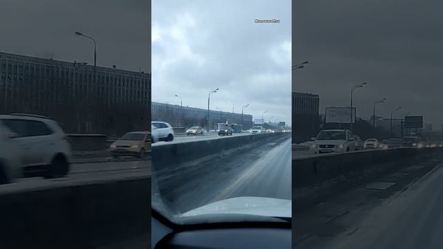 Лежачий небоскреб в Москве