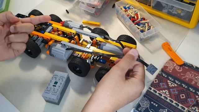 Вторая серия по сборке проекта Volvo FH \ постройка передних мостов \ MOC \ 2021 смотреть онлайн