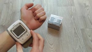Тонометр автоматический на запястье AEG Германия