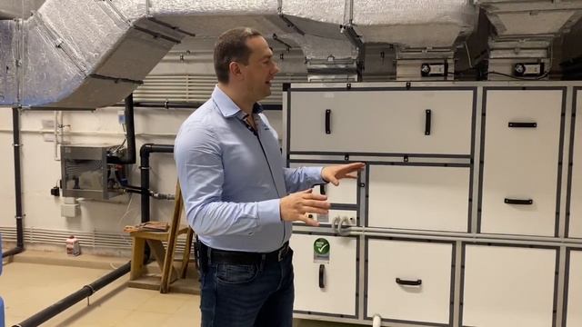 ВЕНТИЛЯЦИЯ в бассейне! Обзор энергосберегающей системы вентиляции с рекуператором в бассейне.