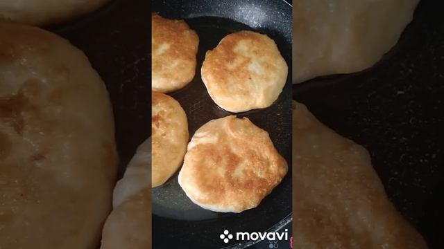 Готовлю пирожки с картошкой?#пироги #пирожки #пирожкискартошкой
