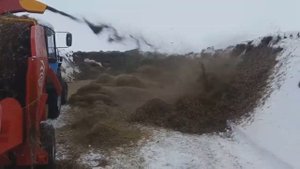 Измельчители рулонов сена и соломы Колнаг