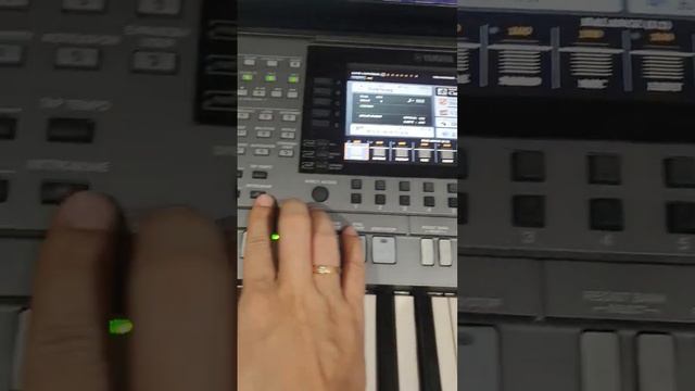 How to Turn On the Metronome on Yamaha PSR S Series #micstanleyproduction #metronome #yamaha