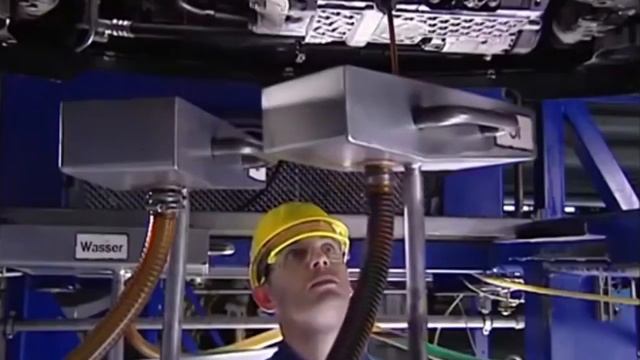 Слабонервным и любителям BMW не смотреть!как утилизируют автомобили в Германии!