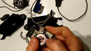 Replacing the lock in the door Audi A3 8L / ЗАМЕНА ЗАМКА В ДВЕРИ AUDI A3 8L 1997