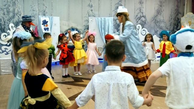 Новый год 2019 в детском садике №163 смотреть онлайн