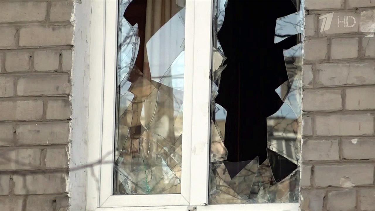 Украинские нацисты ударили по многоквартирным домам Донецка
