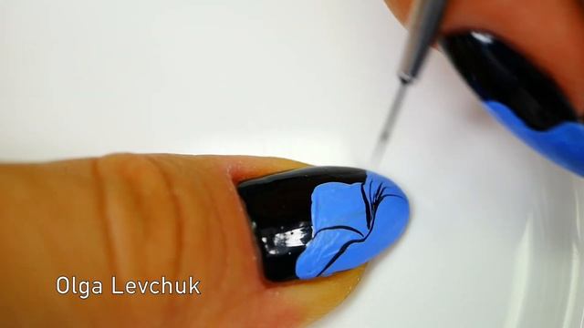 Nail Art. Black Design! Blue Flowers! смотреть онлайн