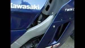 kawasaki zzr 1100.mp4