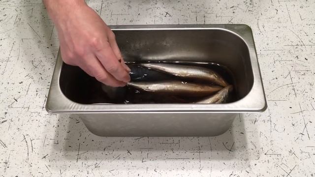 Малосольная сельдь Иваси в домашних условиях