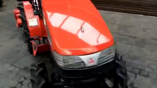 Полноприводный трактор MITSUBISHI MT156 Видео обзор