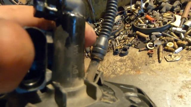 Замена главного цилиндра сцепления шкода Октавия2(Skoda Oktavia A5) смотреть онлайн