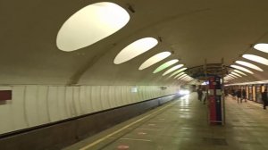 Московский метрополитен станция метро Отрадное прибытие поезда 81-760 "ОКА"|Транспорт Москвы