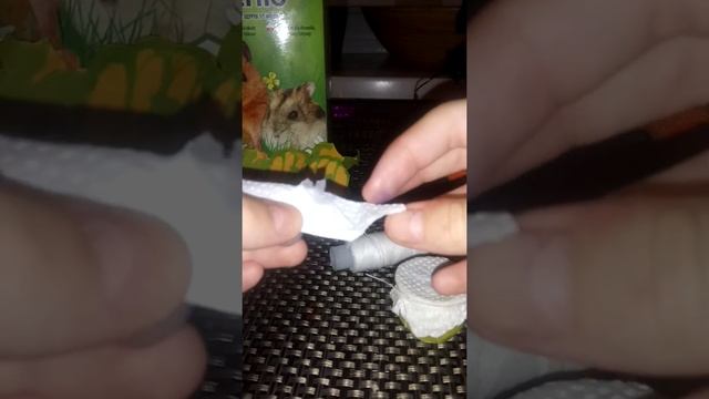 Как сделать крепление для переносной КОРМУШКИ для хомяка? смотреть онлайн