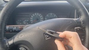 КЛЮЧ СИТРОЕН КСАНТИЯ КУПИТЬ ВЫКИДНОЙ ДУБЛИКАТ ЧИП КЛЮЧА ЗАЖИГАНИЯ. CITROEN XANTIA ПРИВЯЗКА АВТОКЛЮЧ