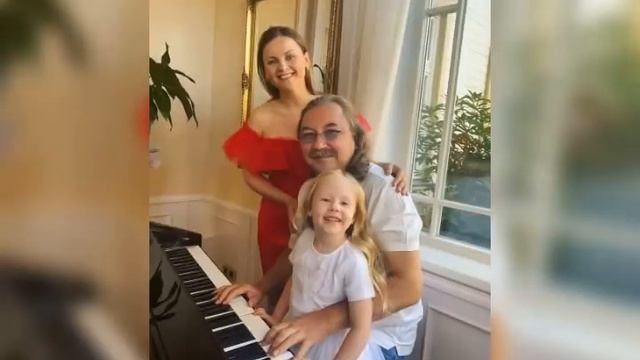 ИГОРЬ НИКОЛАЕВ ЛЮБОВЬ МОЕЙ ЖИЗНИ смотреть онлайн