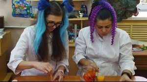 Осенний листопад в банке.mp4