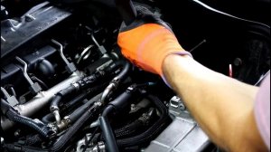 Демонтаж, чистка и установка клапана EGR на Mercedes Benz E Class W211 2,2 Мерседес Бенц 2008 года
