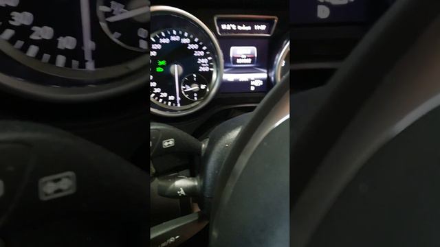 2013 Mercedes ML500 V8 Start up Sound with exhaust mod