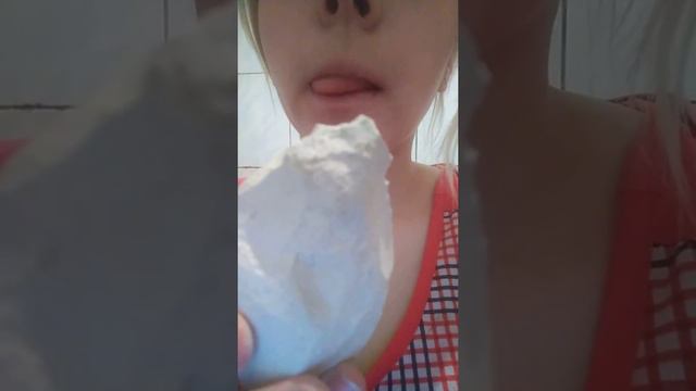 Уральская глина 🤤 вкусно. Ем глину. Глиноежка. Описание. Хруст.