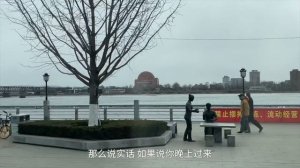 在中国朝鲜边境鸭绿江，观察朝鲜最先进的城市，河对面500米就是朝鲜??