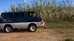 Mitsubishi L300 4wd testing