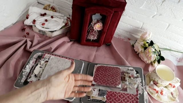 Альбом в виде гардероба. Обзор. Скрапбукинг
