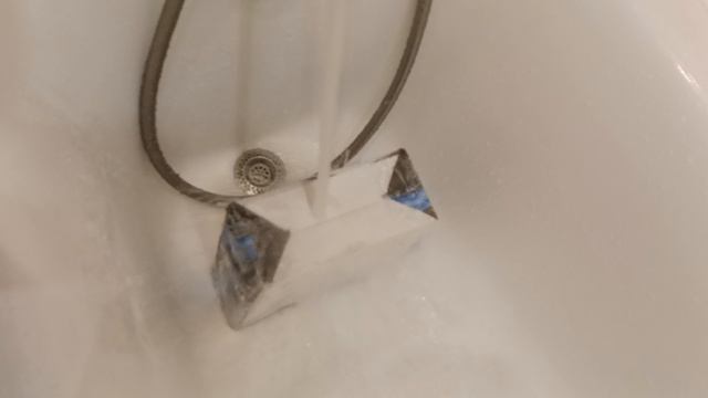 сможет ли пищевая плëнка защитить коробку от воды