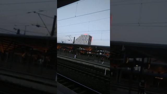 Станция поездов в Лиллестрьом. смотреть онлайн