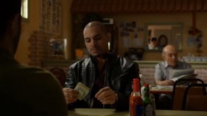 Варго избивает Crazy8. Лучше звоните Солу (Во все тяжкие).