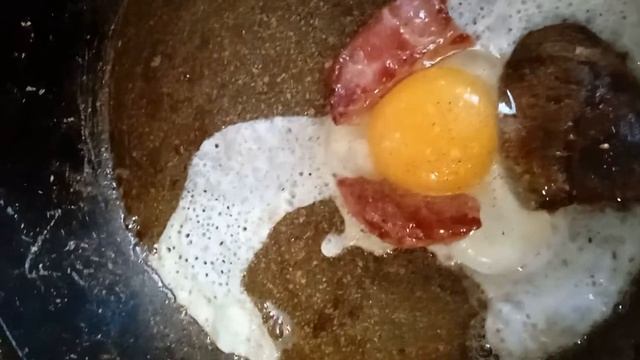 Сальмонеллез не грозит ГЛАЗУНЬЯ В МЕШОЧЕК яйца лайфхак смотреть онлайн
