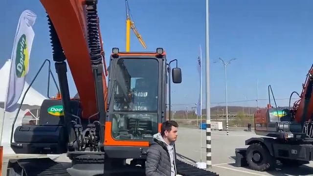 Шатры на строительной выставке Город-2023, г.Владивосток смотреть онлайн