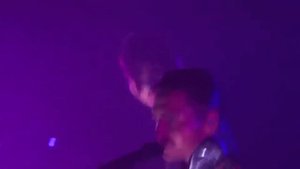 Tokio Hotel - Билл провтыкал вступление))) Kaulitz Bill &Tom