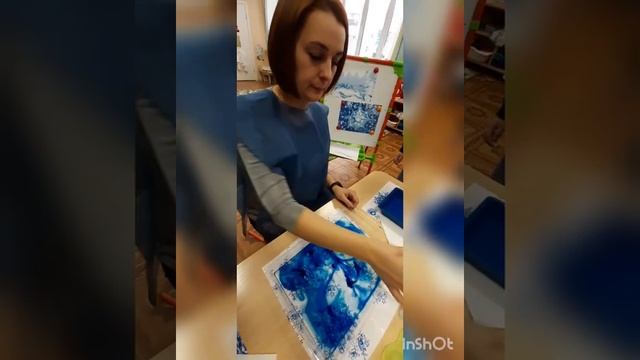 Рисование на воде "Зимнее солшебство" (нетрадиционная техника рисованияЭбру) смотреть онлайн