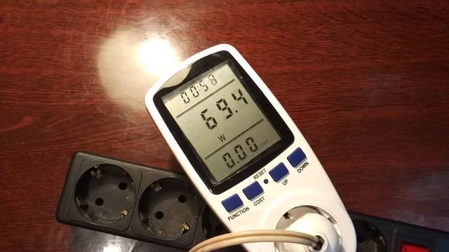 Небольшой обзор ваттметра из Китая / A small review the power meter from China