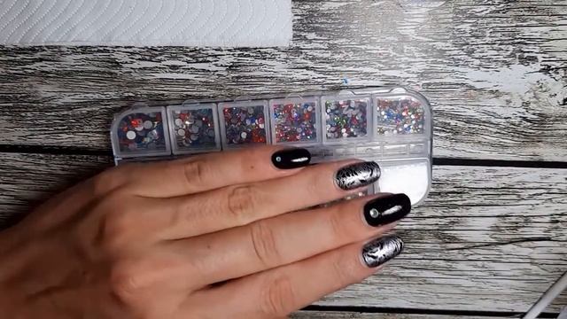 Новый маникюр сверху на старое покрытие!/обычный лак/ #маникюробычнымлаком #стемпинг смотреть онлайн