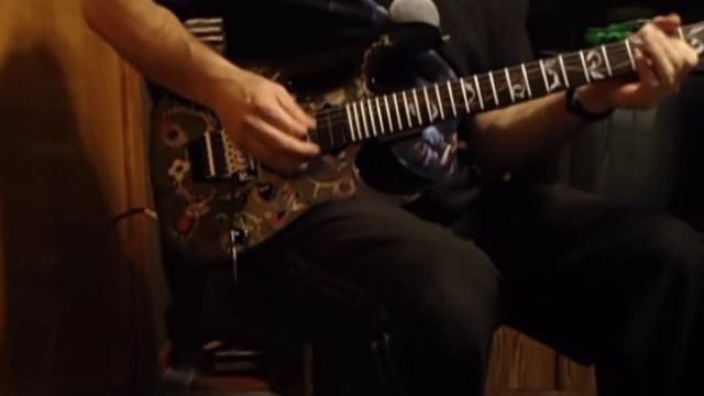 White Lion Tell Me Guitar 2nd half of song guitar cover solo. смотреть онлайн