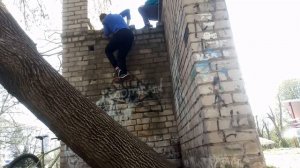 паркур влог) ДИКИЕ ПРЫЖКИ НАД ПРОПОСТЬЮ) ЖЕСТКИЕ ПАДЕНИЯ) паркур тур на велосипедах) УПАЛ на 4 МЕТР