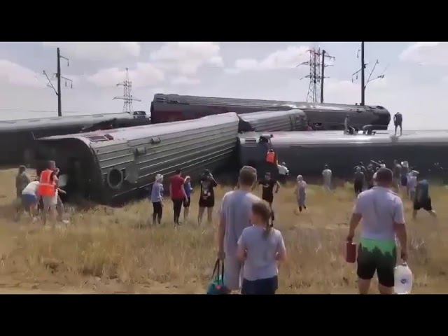 Пассажирский поезд Казань - Адлер сошел с рельсов смотреть онлайн