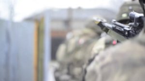 Девушка бросила парня уборщика, а спустя 5 лет он стал ДОЛЛАРОВЫМ МИЛЛИОНЕРОМ