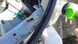вода в багажнике Приус 20