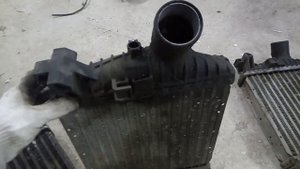 Mercedes vito w638 Intercooler ОМ611 CDI 2.2L & OM601 2.3TDI Взаимозаменяемость Интеркулеров.mp4